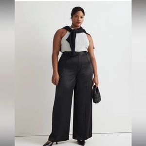 The Harlow Wide-Leg Pant in Satin